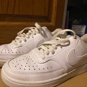 Nike air forces size 7